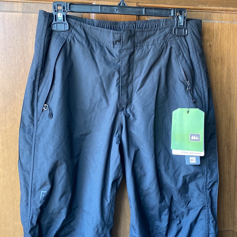 REI alpine lakes pants women’s 4 petite NEW